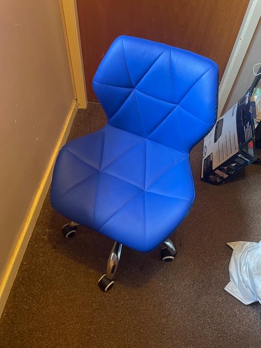 Buy & Sell West Yorkshire Kirklees - Photos for Blue office chair