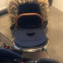 2 in 1 carrycot/pushchair can be used from birth to toddler,the carrycot has never been used,some general wear and tear e.g scratches on the frame but other than that all the material is in perfect condition,has 2 fames,carrycot,car seat,isofix,seat unit and rain cover