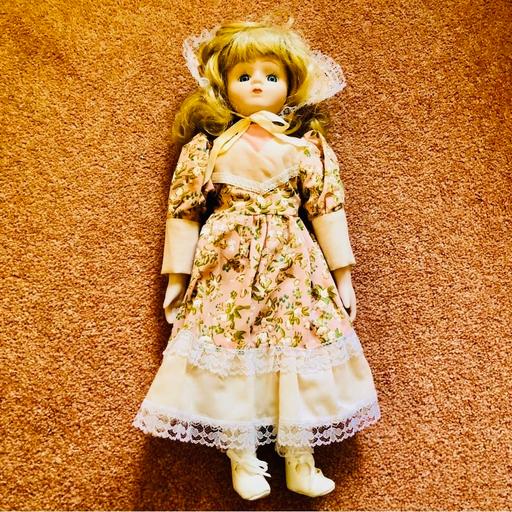 Buy & Sell Dorset Bournemouth, Christchurch and Poole - Photos for Vintage Porcelain Country Girl Sunday Best