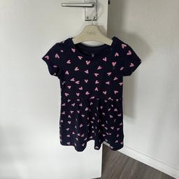 Girls dress from Mothercare 

Size: 3-4 years 

Comes from pet and smoke free home