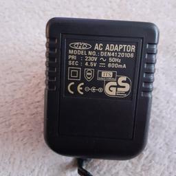 verkaufe unbenutzten  Power Supply AC Adapter Model DEN4120106 4.5V - 600mA
Pri 230V 50Hz