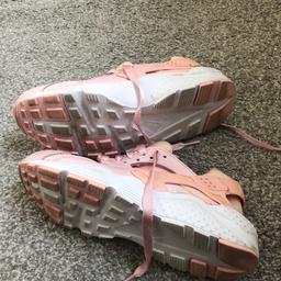 Used Nike Huarache, pink, women’s size 5.5, washed and very good condition no box available, only used a couple of times. Cost me just over £100 but just don’t have enough space to keep them and doing a clear out. Great pair of trainers, very comfortable and would be great for any weather. Grab yourself a bargain! Selling cheap for a quick sale! 

Cash on collection or PayPal payment. Please don’t send any offers selling for cheap as it is for a quick sale. Please remember that if paying by PayPal there will be a fee that will have to be covered too.

Can post but buyer will have to pay the postage cost.

Any questions please ask!