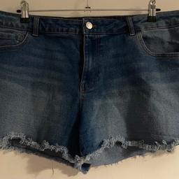 Lady’s blue Jean shorts £2.00
Size 20
In excellent condition 
Collection Hounslow Heath