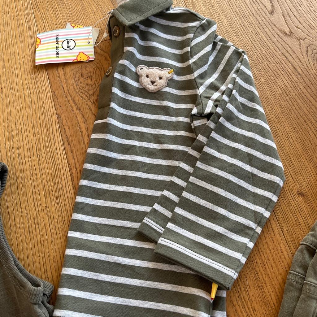 Pulli von der Marke Steiff neu mit Etikett
Stoff Hose mit Hosenträger
Unterhemd
