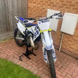 Husqvarna TC 125
2 stroke
Mint condition no issues well looked after
Oil changed regularly
Starts first time
Great bike no problems
£3900 ono
Selling due to upgrade in bike
Any more information please contact