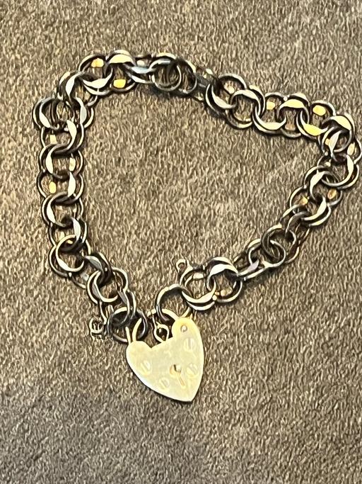 Buy & Sell Caerphilly - Wales Pontlottyn - Caerphilly - Photos for VINTAGE 1976 HEART LOCK BRACELET