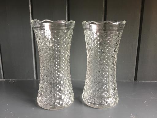 Buy & Sell Suffolk East Suffolk - Photos for Pair Vintage Vases