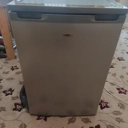 Logik freezer no longer required. good condition.
works perfectly.  3 draws inside 