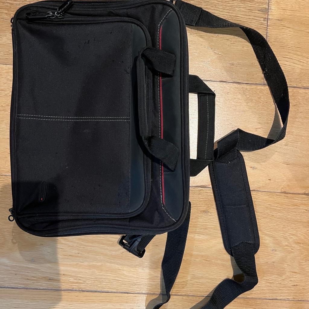 Sleeve shoulder bag for MacBook 13