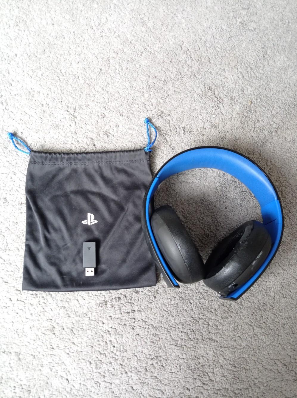 Sony PlayStation Wireless Headphones in WF3 Wakefield for £5.00 for