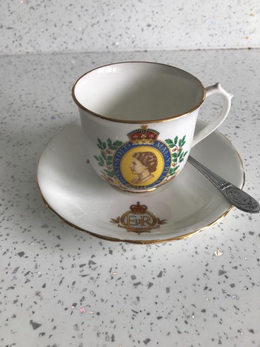 Buy & Sell Nottinghamshire Mansfield - Photos for Queen’s cup , saucer & spoon