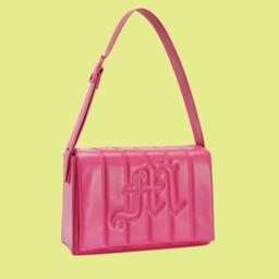MADE BY MITCHELL LUXE SATCHEL

COLOUR: KNOCKOUT PINK

BRAND NEW

SCHOOL BAG, COLLEGE BAG, WORK BAG, BABY BAG, LAPTOP BAG WITH LONG STRAP

OVER THE SHOULDER