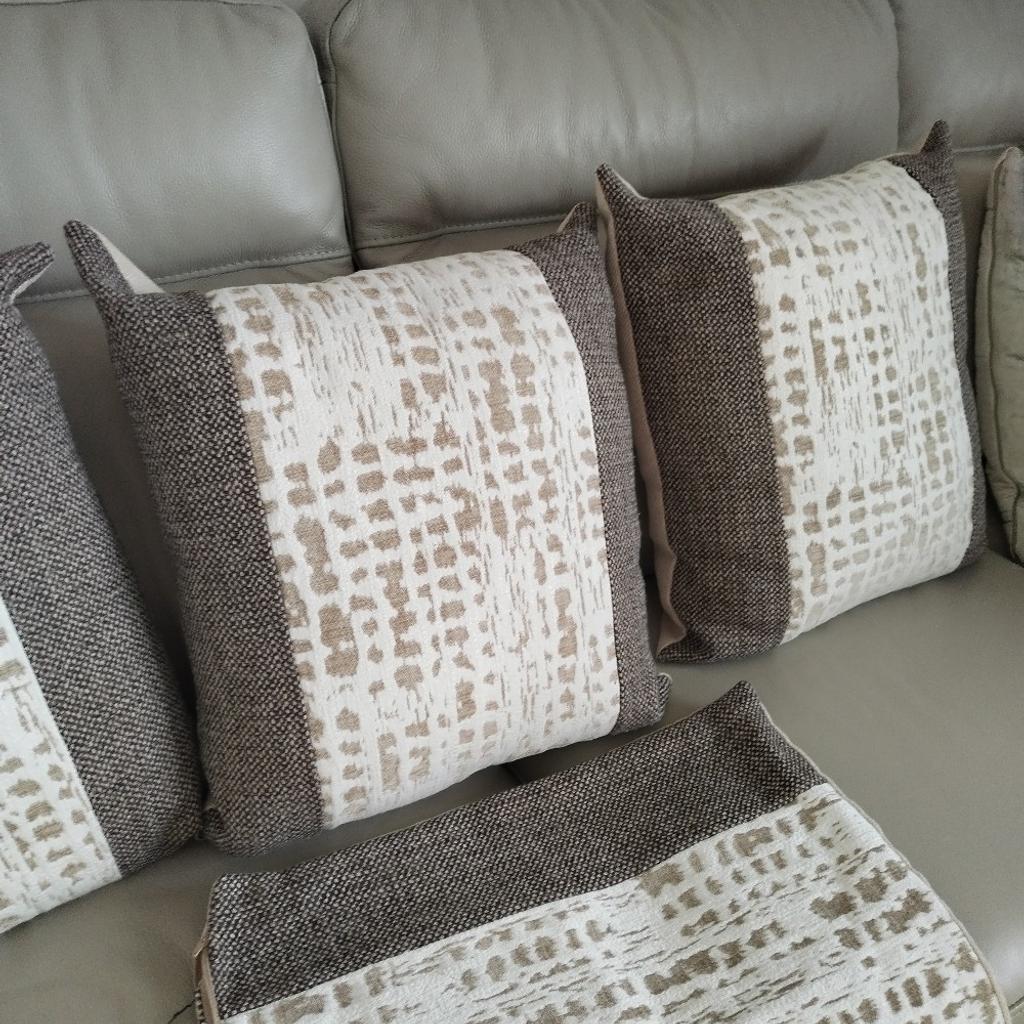 Lovely Cushions x3 with spare cushion cover