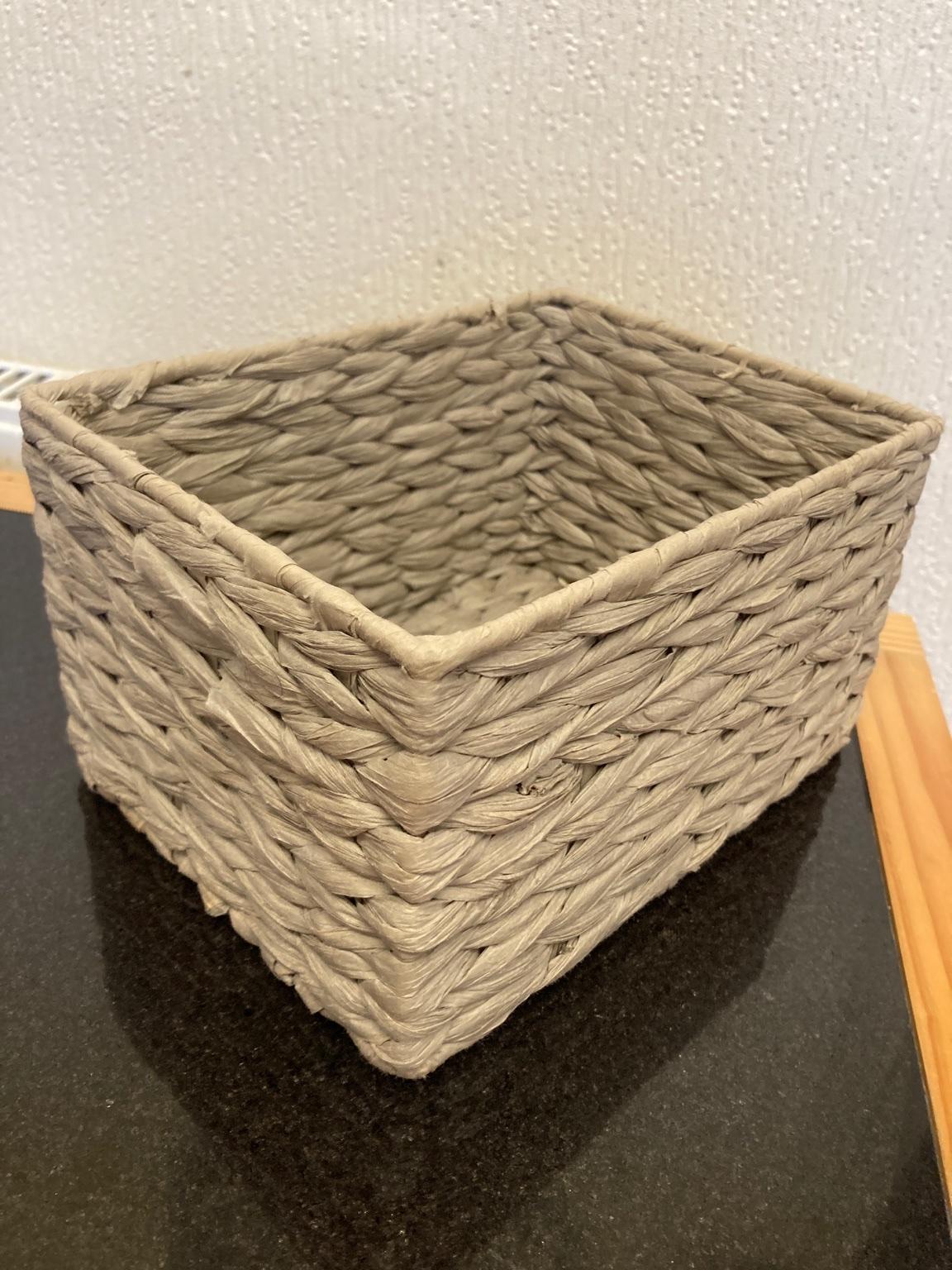 Grey wicker basket in S40 Chesterfield für 0,50 £ zum Verkauf Shpock DE