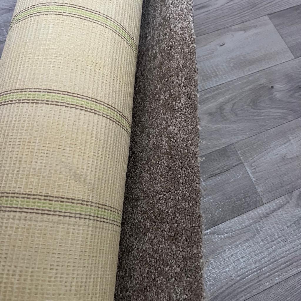 New beige carpet
We bought too much

From free from pets and smoke clean home
Please also check my other items for sale
