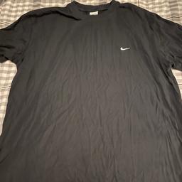 Men’s black Nike t-shirt