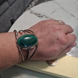 Malachit armband mit großem stein 835er silbe