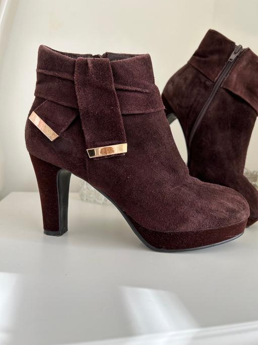 Buy & Sell West Midlands Dudley - Photos for Ankle suede boots