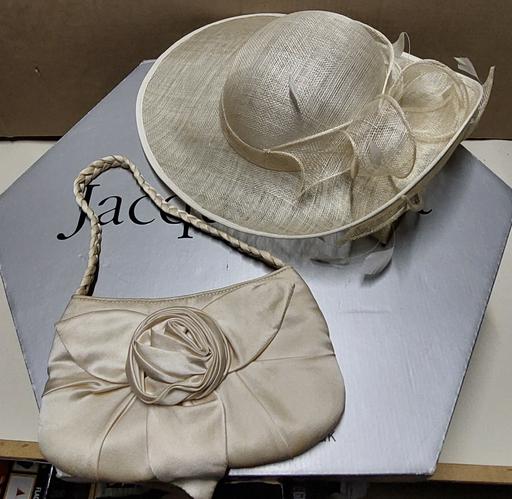 Buy & Sell West Yorkshire Calderdale - Photos for woman's hat and bag