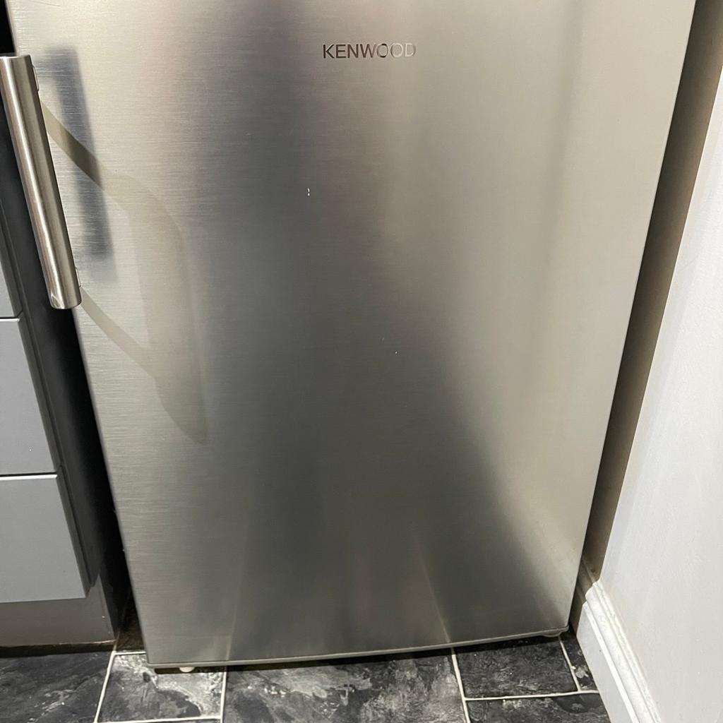Kenwood under counter fridge and freezer in CV2 Coventry for £100.00
