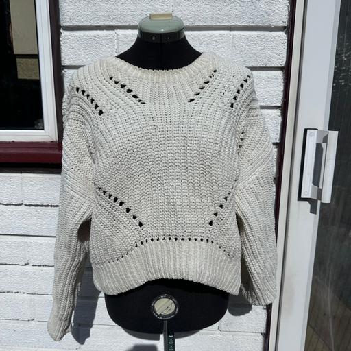 Buy & Sell South West London Norbury - South West London - Photos for White cropped jumper