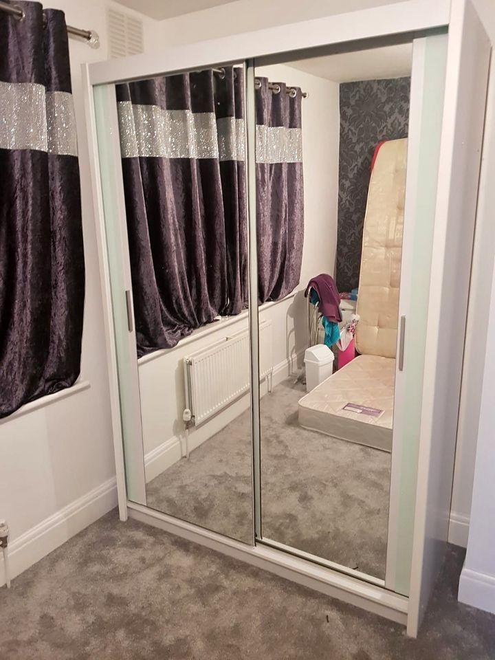 EYE CATCHING WARDROBE AVAILABLE 20 OFF in NG2 Nottingham für 249,00