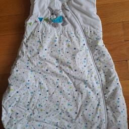 Gefütterter Babyschlafsack in Größe 70 zu verkaufen. Gut erhalten.
Tierfreier Nichtraucher-Haushalt.
Keine Garantie, da Privatverkauf.
Nur Abholung.