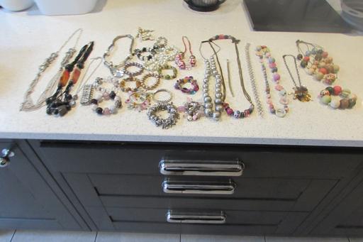 Buy & Sell West Midlands Sandwell - Photos for Huge collection of costume jewellery