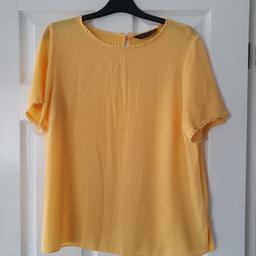 ladies top/ blouse
size 14
Dorothy perkins
Good condition
COLLECTION ONLY