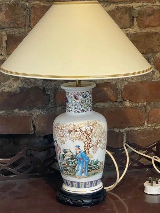 Buy & Sell Warrington Winwick Quay - Warrington - Photos for Stunning hand painted table lamp