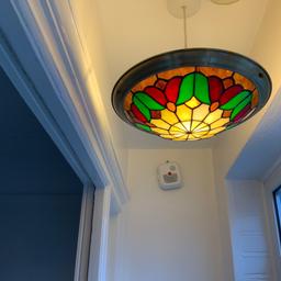 This beautiful Tiffany lamp shade
36 cm
Looks stunning
Perfect condition