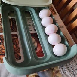 Verkaufe neue nie genutzte Eierbox mit Einstellung des Datums wann man die Eier rein gelegt hat. Für ca 18 Eier.
Eier stehen nicht zum Verkauf
Sie sind neu. 1 nur für die Fotos aus gepackt.
Versand möglich, müsste mich erkundigen was er kostet.
Versand zuzüglich 1 Euro Pauschale für Verpackung und Spritkosten etc.
Und auf eigenes Risiko.

Privat Verkauf daher keine Rücknahme Garantie Gewährleistung etc.
Mit dem Kauf werden oben genannte Bedingungen anerkannt.