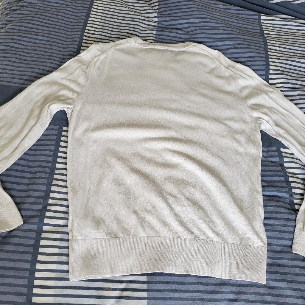 Calvin Klein Crew Neck Jumper White Mens Size L

This smart and stylish jumper, In good condition.

100% cotton. Has been washed and cleaned.

Thanks for watching. Please see my others items.