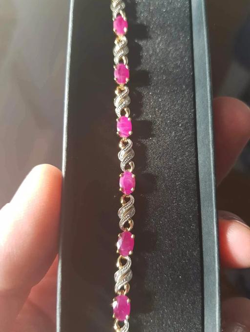 Buy & Sell Hampshire Test Valley - Photos for 9ct gold diamonds & ruby bracelet