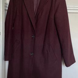 New Look Burgundy Long Formal Coat
Jacket
Size 10
Lovely Clean Condition
Comes from a 🚭 smoking home