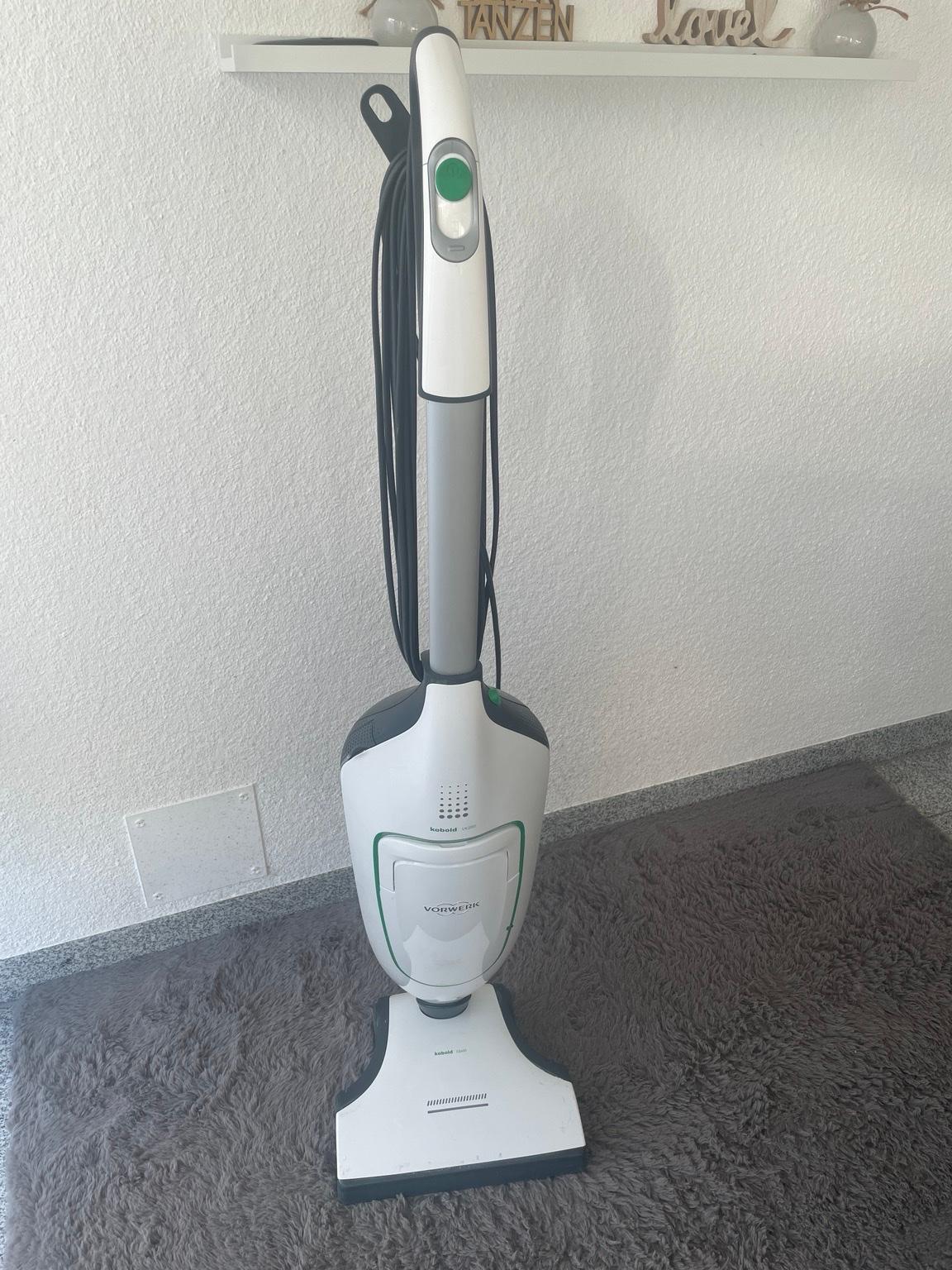 Vorwerk Kobold VK200 mit EB400 Elektrobürste in 6845 Hohenems for €450. ...