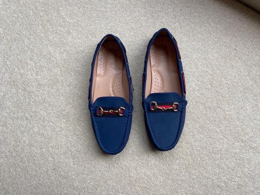 Buy & Sell Surrey Guildford - Photos for Ladies Moccasin / Loafer Shoes. Size 6