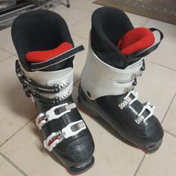 Gebrauchte Ski Schuhe, aus Nichtraucher Haushalt,
Selbstabholung, kein Versand 
