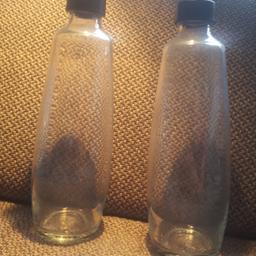 2 unbenutzte SodaStream Glasflaschen
Versand ist kein Problem allerdings müssen die Versandkosten selbst übernommen werden.