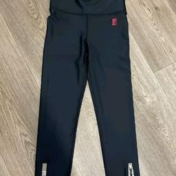 ASICS pe nation gym pants size small never worn where to small so as new condition can deliver local if needed