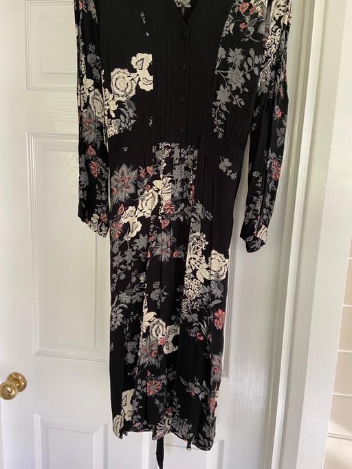 Buy & Sell Surrey Guildford - Photos for Ladies Size 16 Monsoon Patterned Dress