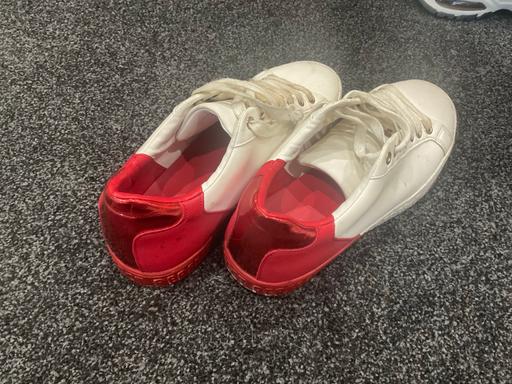 Buy & Sell Leicestershire Leicester - Photos for Used: men’s trainer white red size 42/8