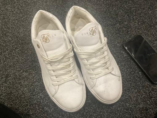 Buy & Sell Leicestershire Leicester - Photos for Used: siksilk men’s trainers white size 7/41