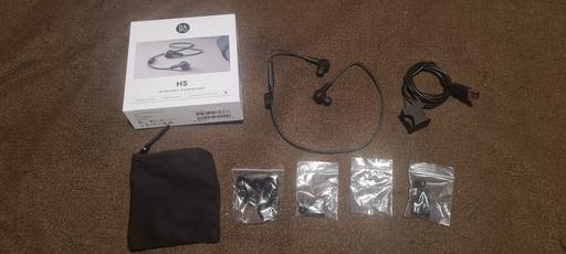 Buy & Sell Worcestershire Worcester - Photos for BANG & OLUFSEN H5 WIRELESS EARPHONES