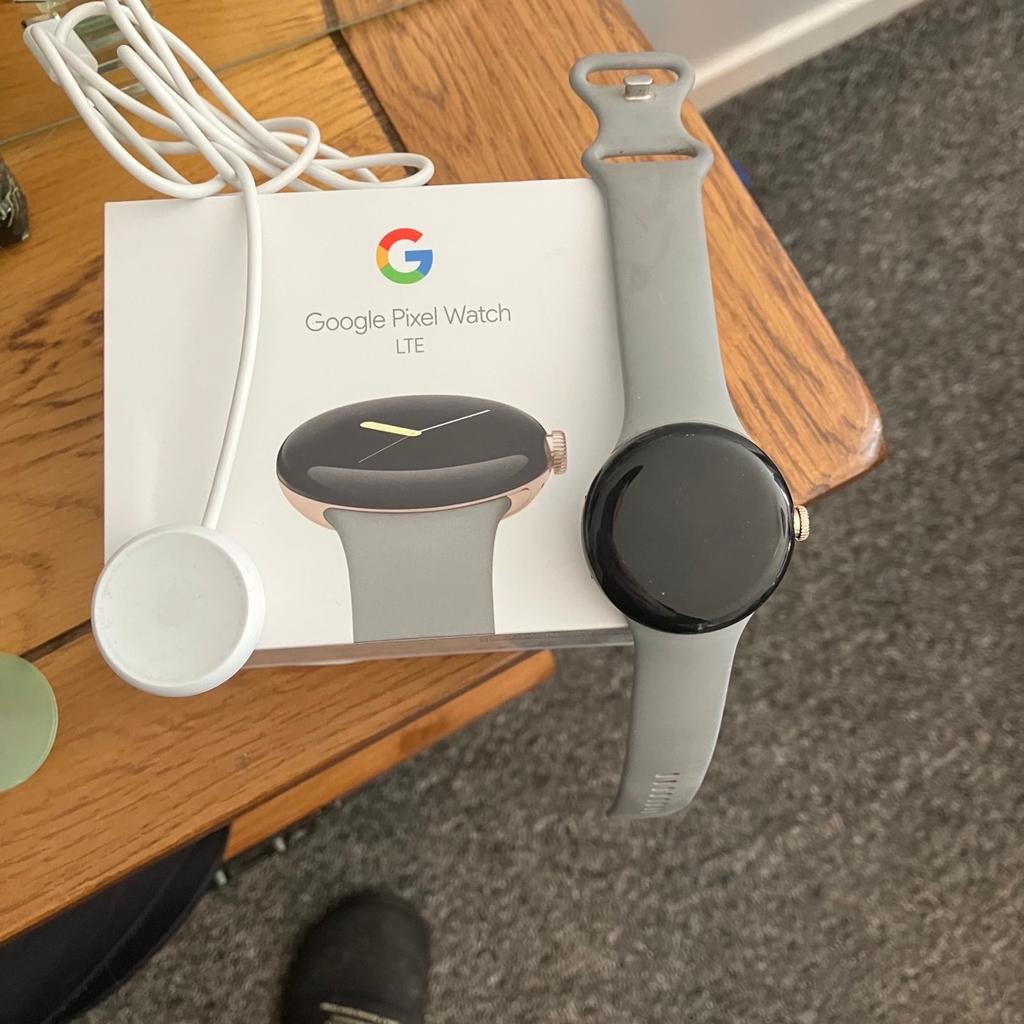 Google pixel LTE watch used for around 2 weeks then moved back to iPhone.

Comes with original box and charging lead.

Also have proof of purchase.