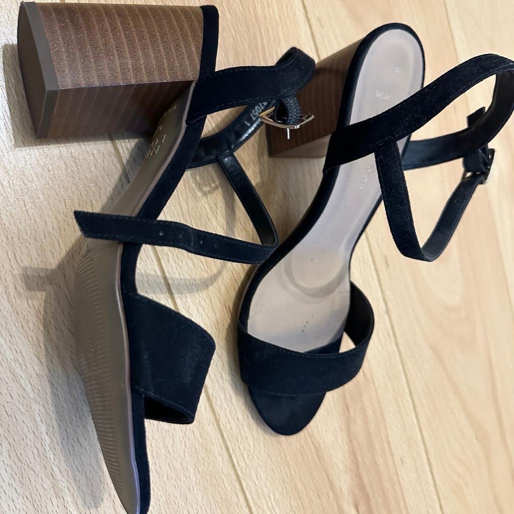 Comfortable black block heeled sandals. Suede straps. Worn once. Size UK 5 (38).