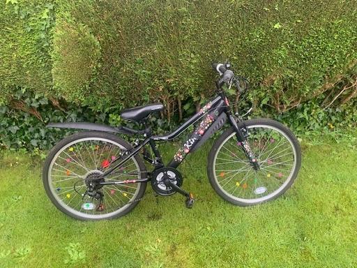 Buy & Sell Merseyside Saint Helens - Photos for Girls Apollo bike 20inch wheels