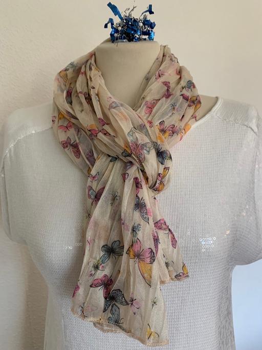 Buy & Sell Warrington Thelwall - Warrington - Photos for Pretty lightweight butterfly scarf