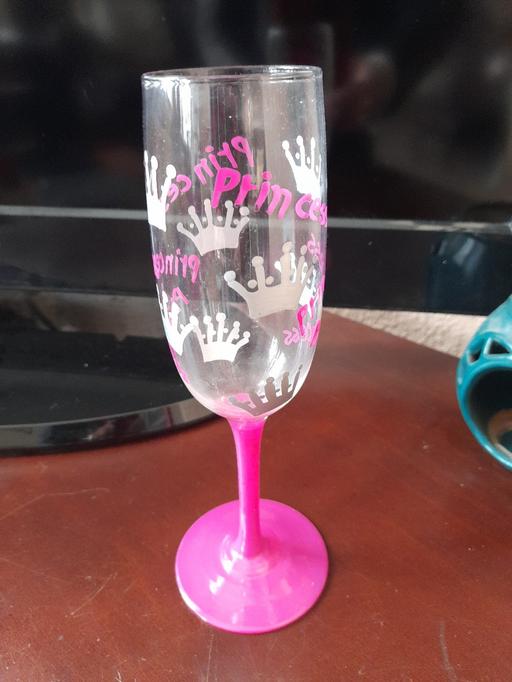 Buy & Sell Lancashire Blackpool - Photos for Princess wine glass