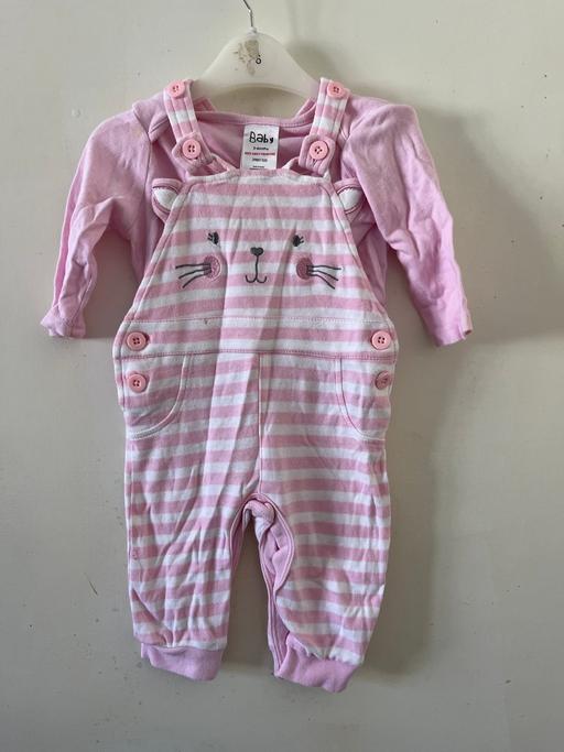 Buy & Sell South West London Norbury - South West London - Photos for Beautiful baby set size 3-6 months